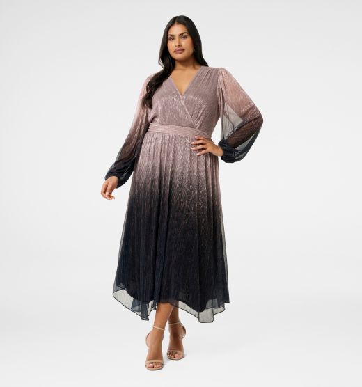 Gisele Curve Ombre Plisse Maxi Dress