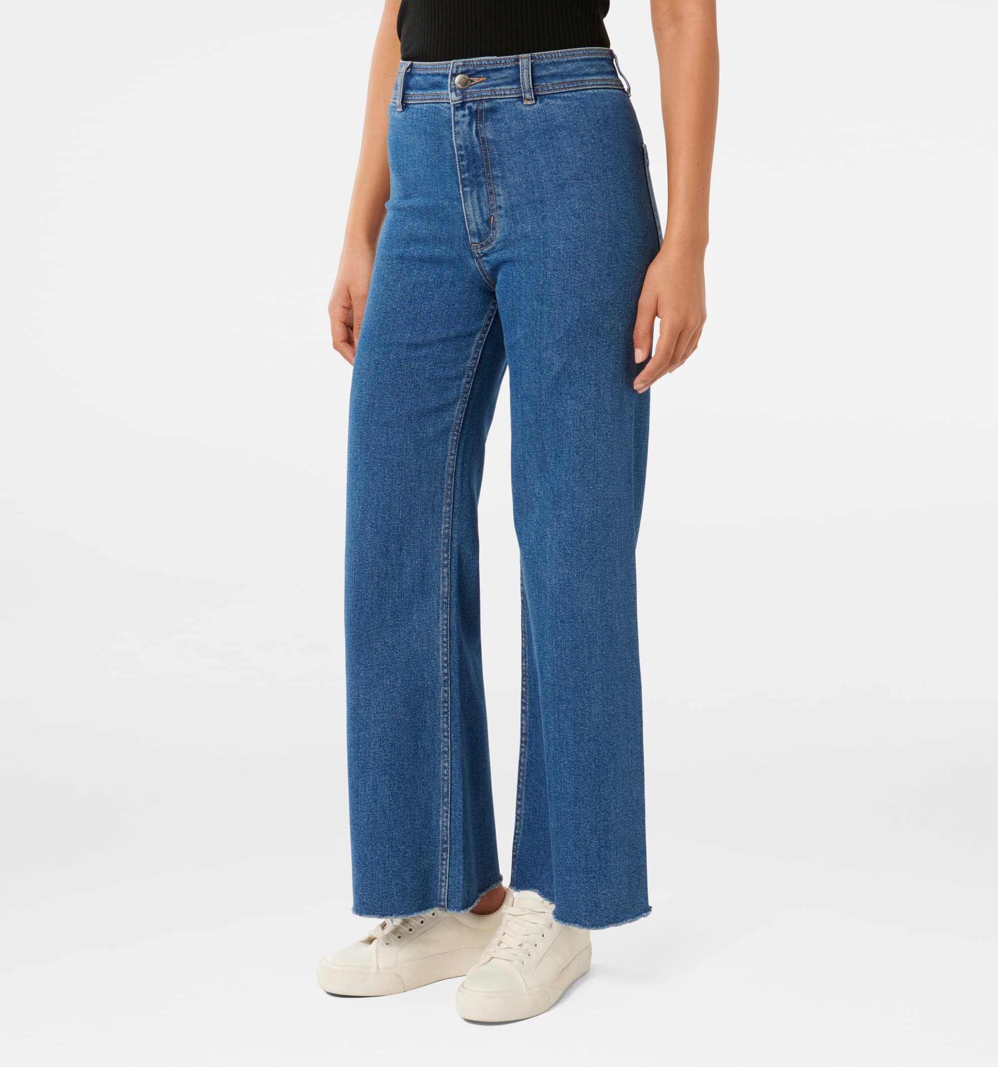 Free People Baroque Flare Crop good Jeans