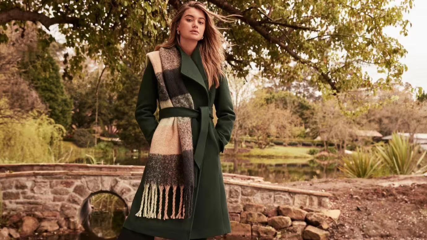 2022 Winter Workwear Trends for Modern Women