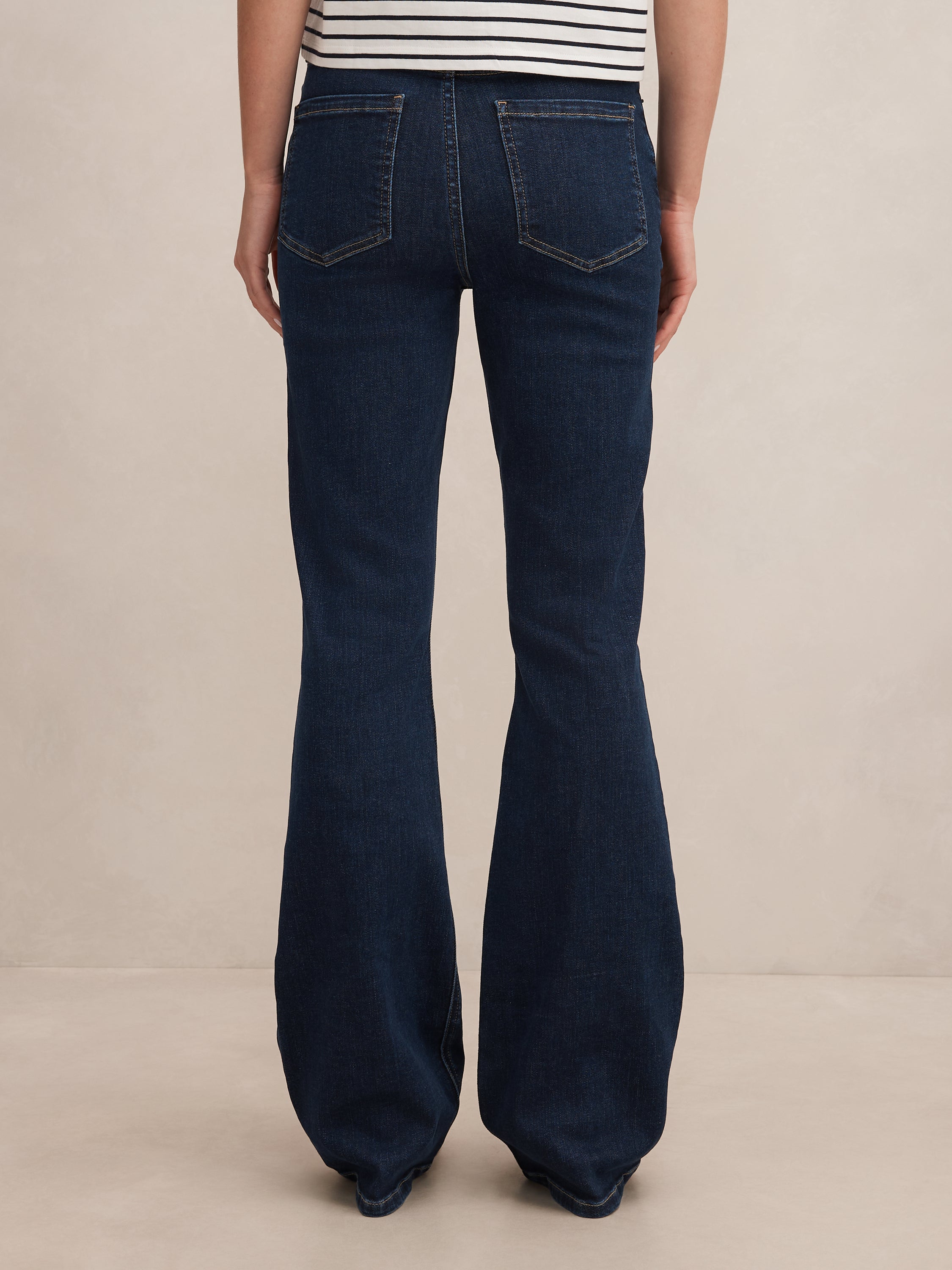 Jessie Slim Flare Jean