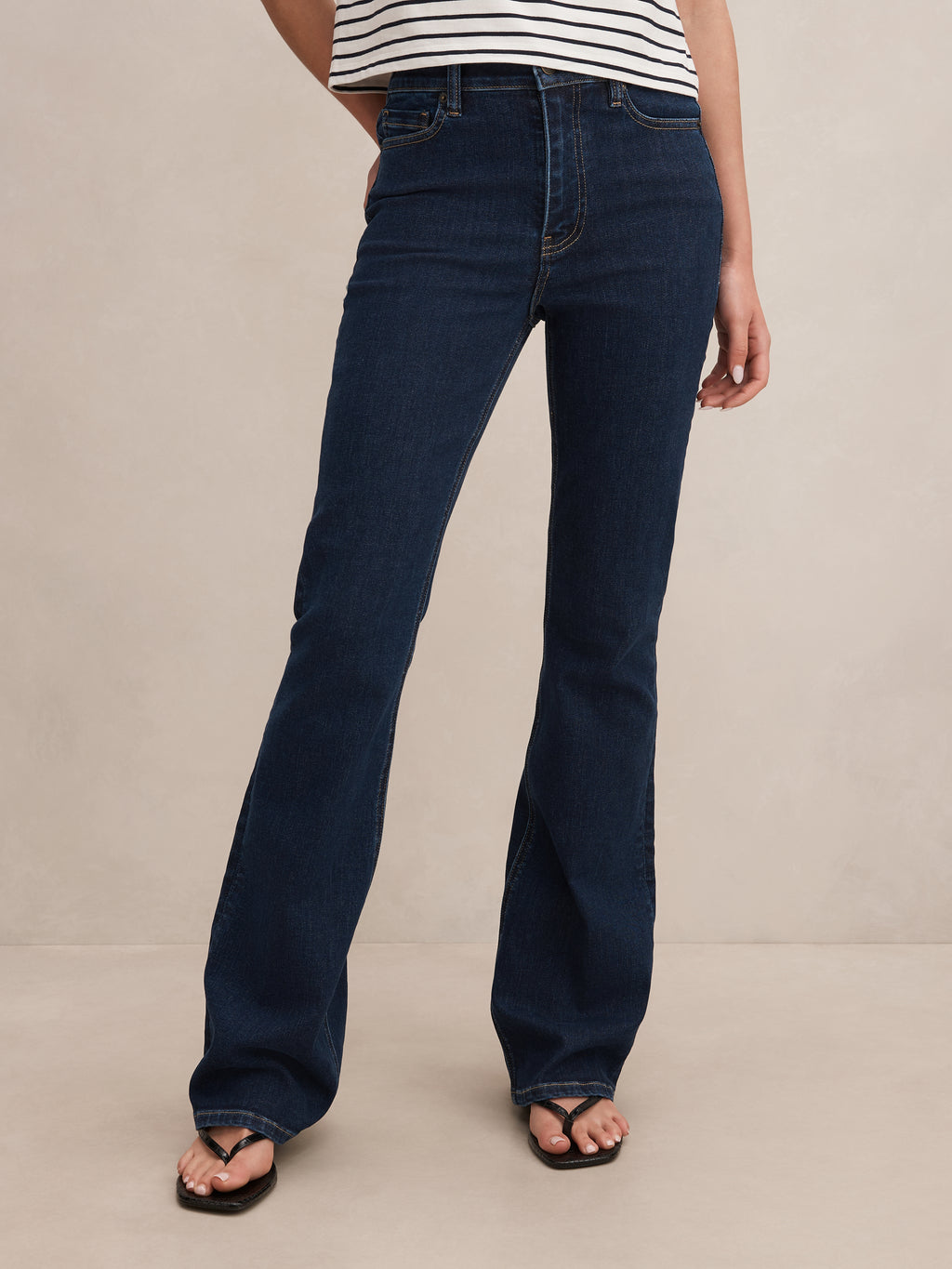 Jessie Slim Flare Jean
