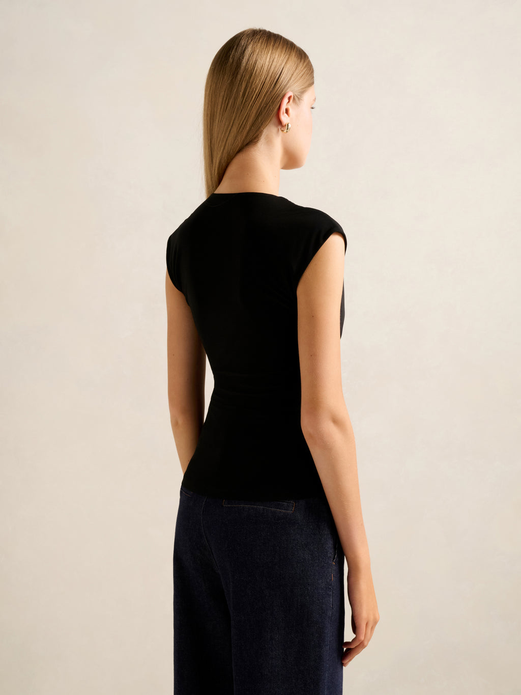 Emma Twist Front Top
