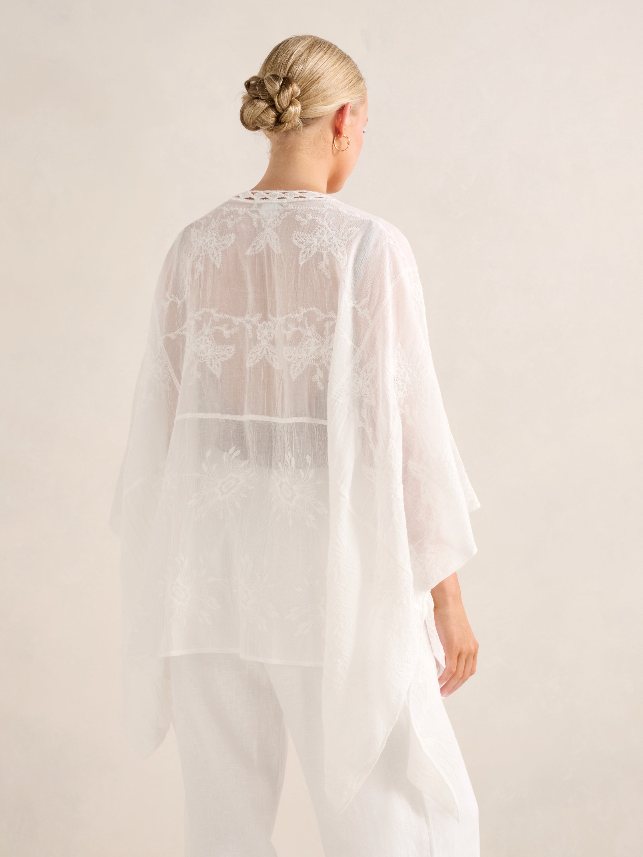 Betty Crochet Cape