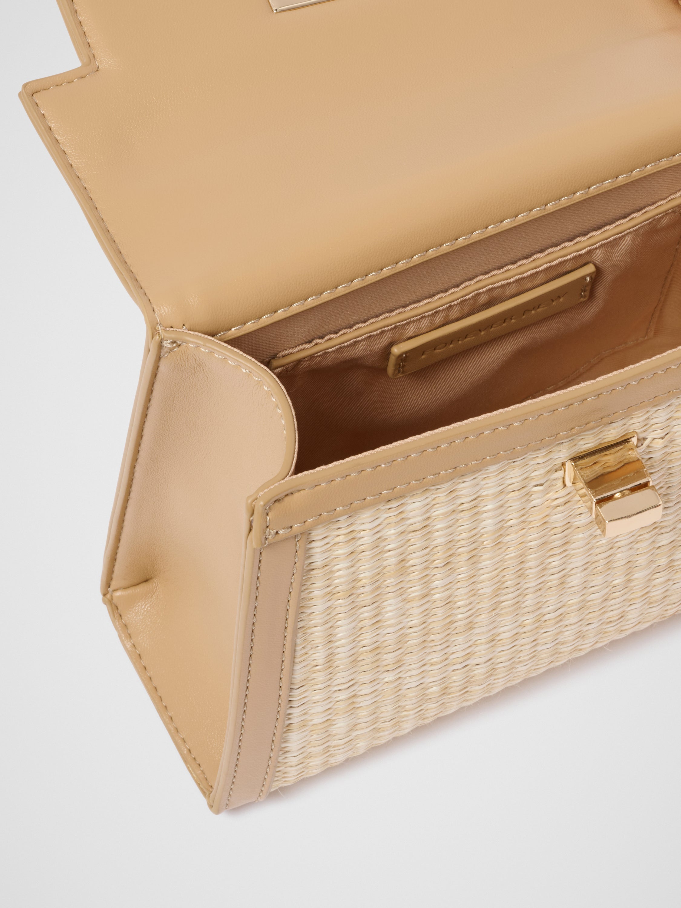 Talia Woven Top Handle