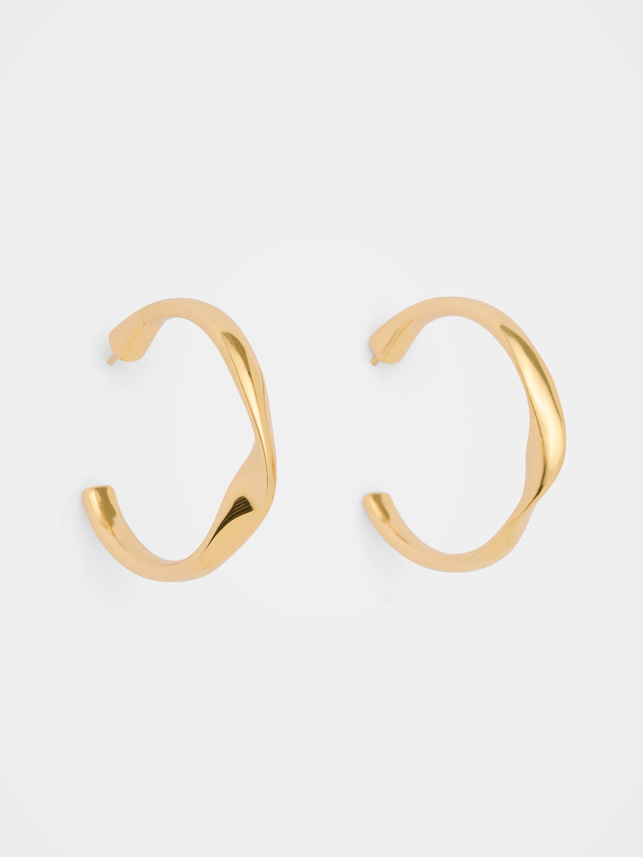 Signature Harper Wave Hoop