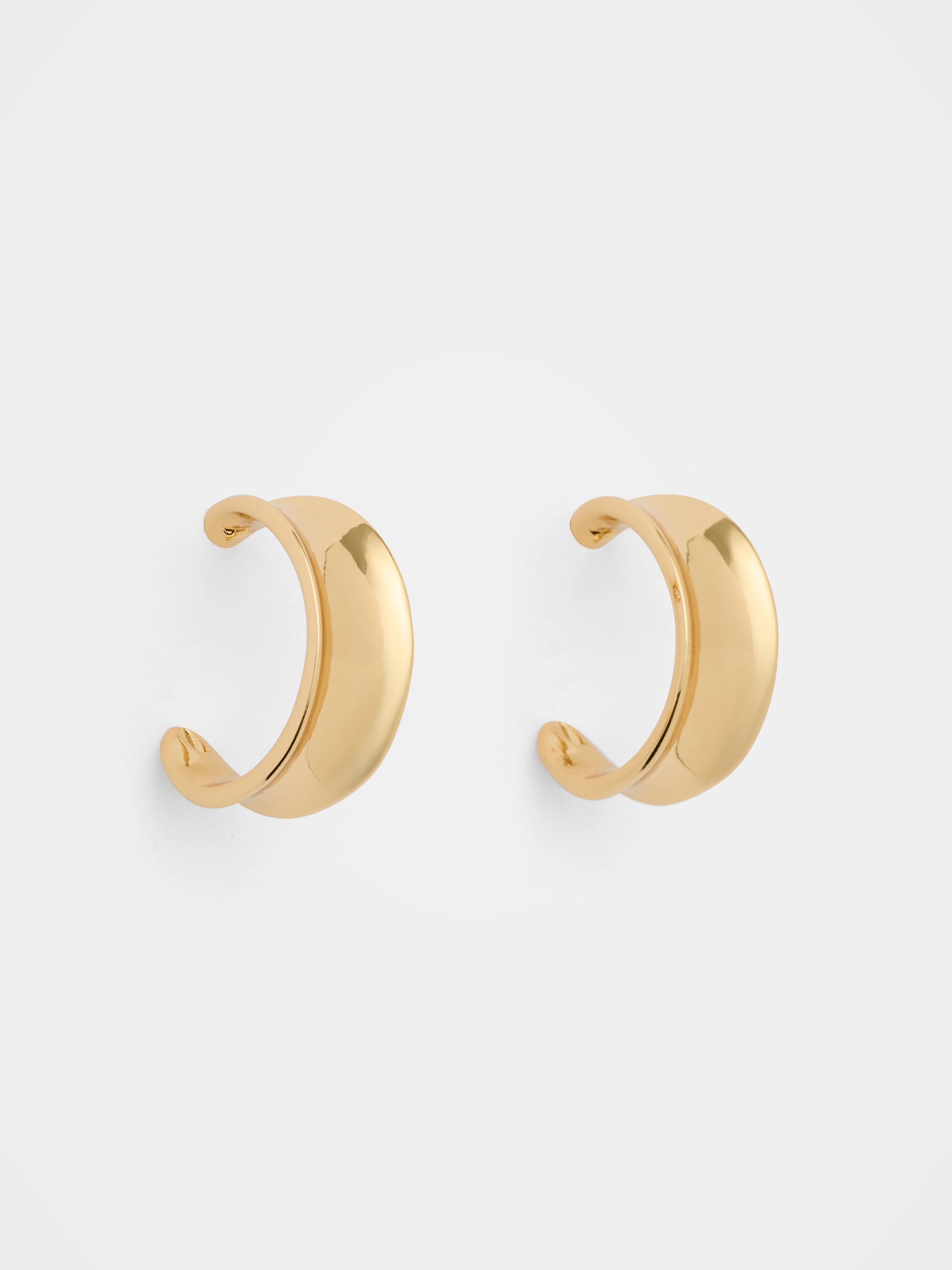 Signature Mia Curve Hoop