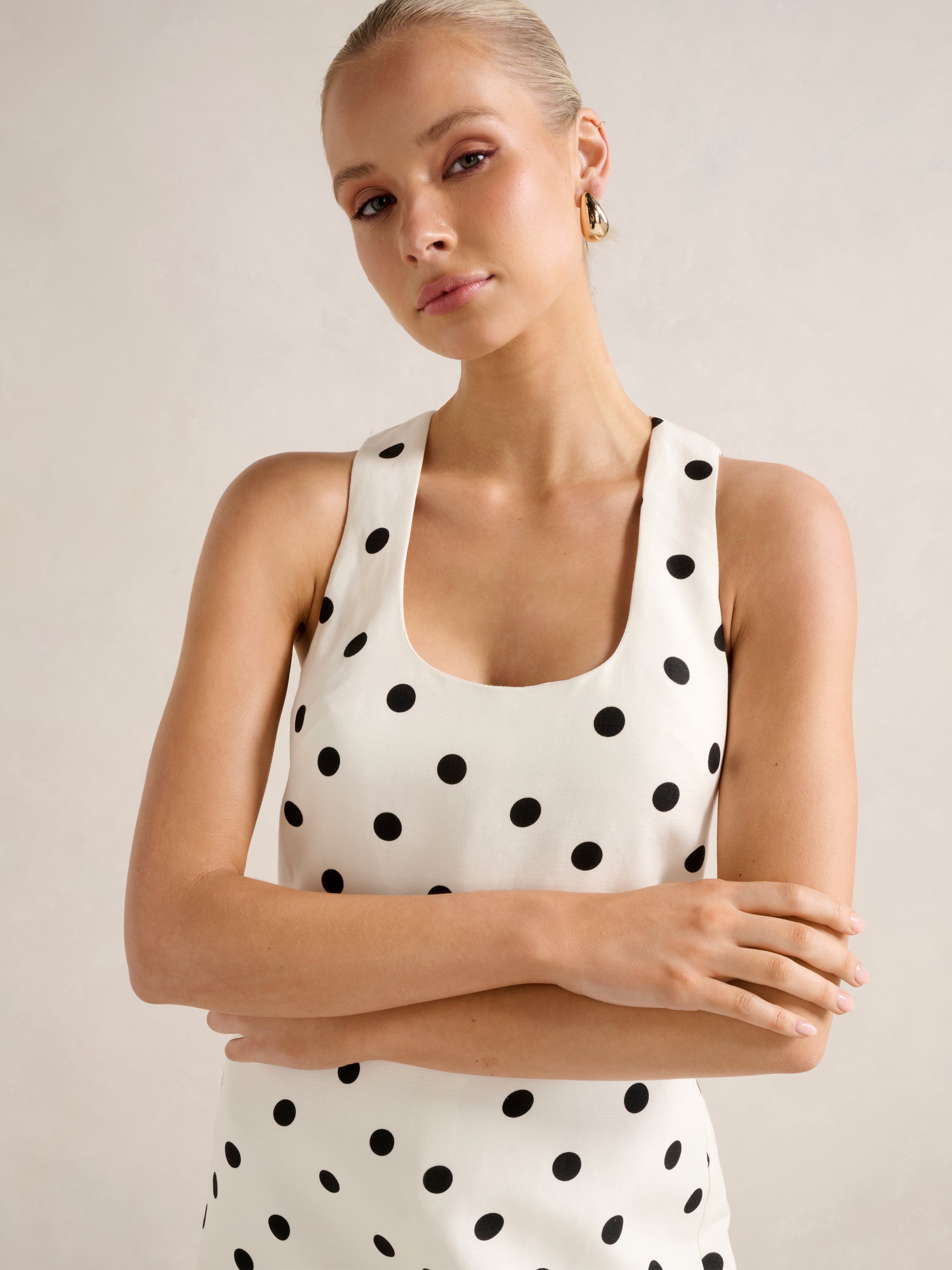 Vivienne Scoop Neck Linen Mini Dress