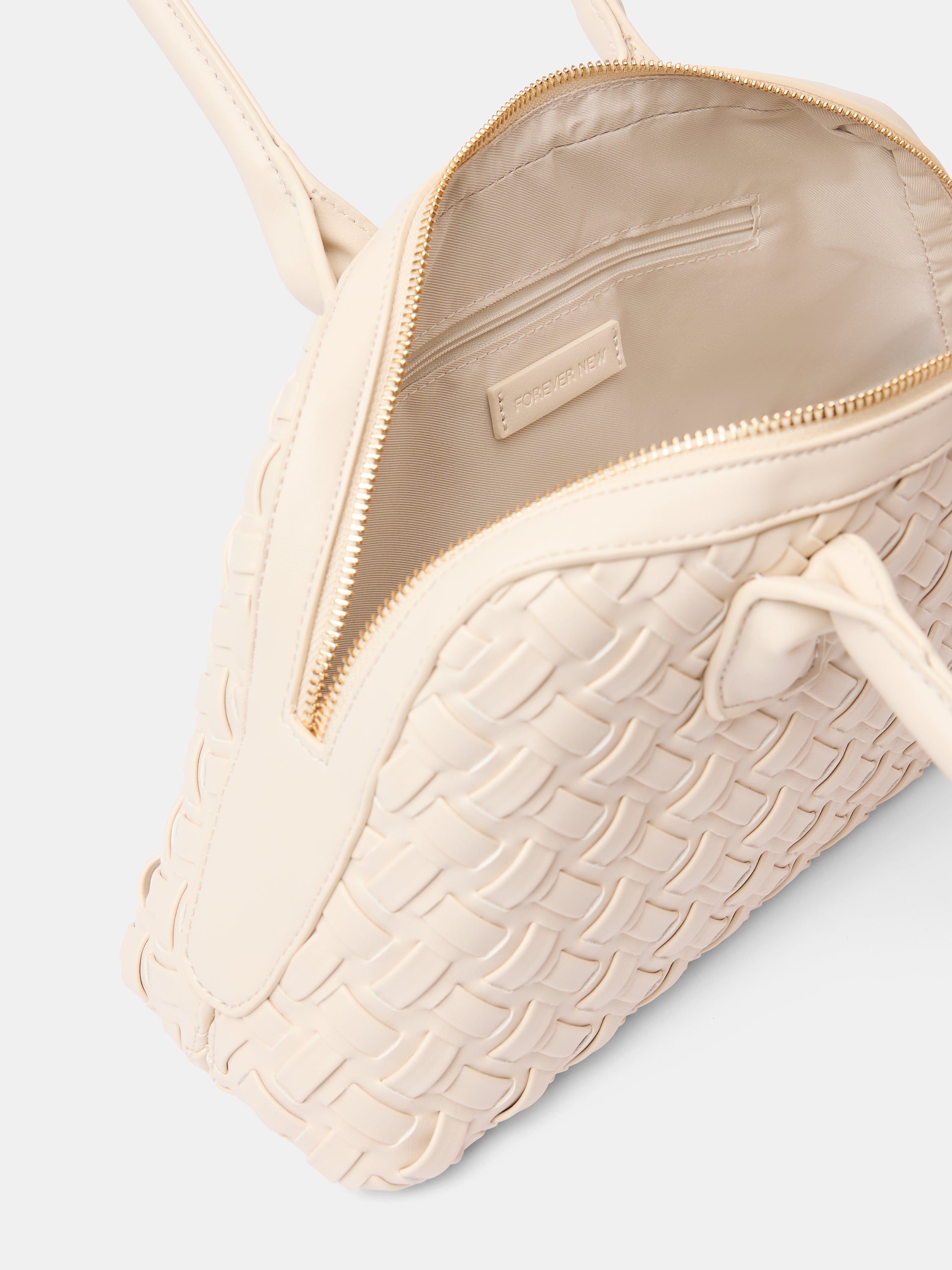Kendra Weave Kettle Bag