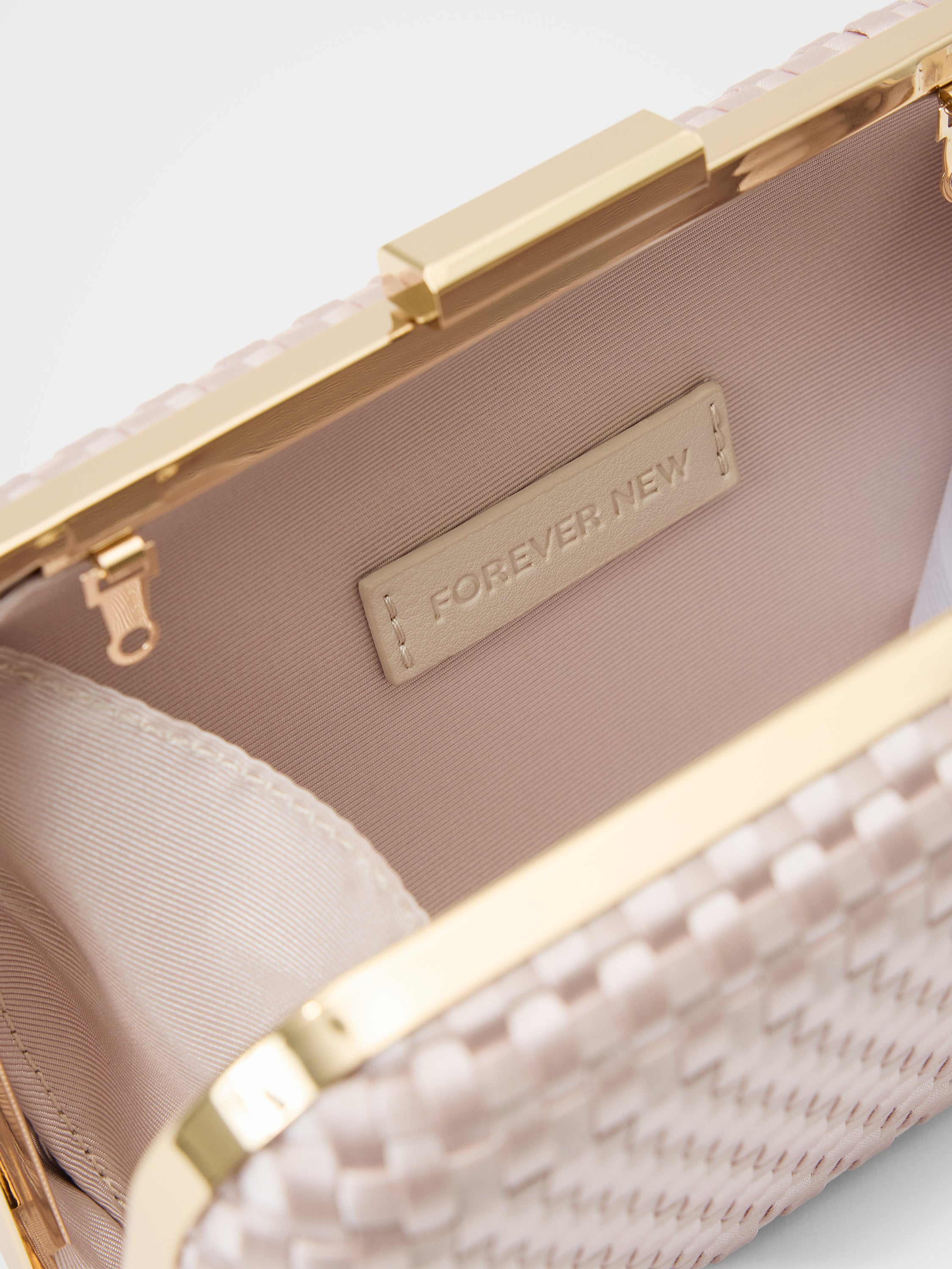 Savannah Satin Weave Hardcase