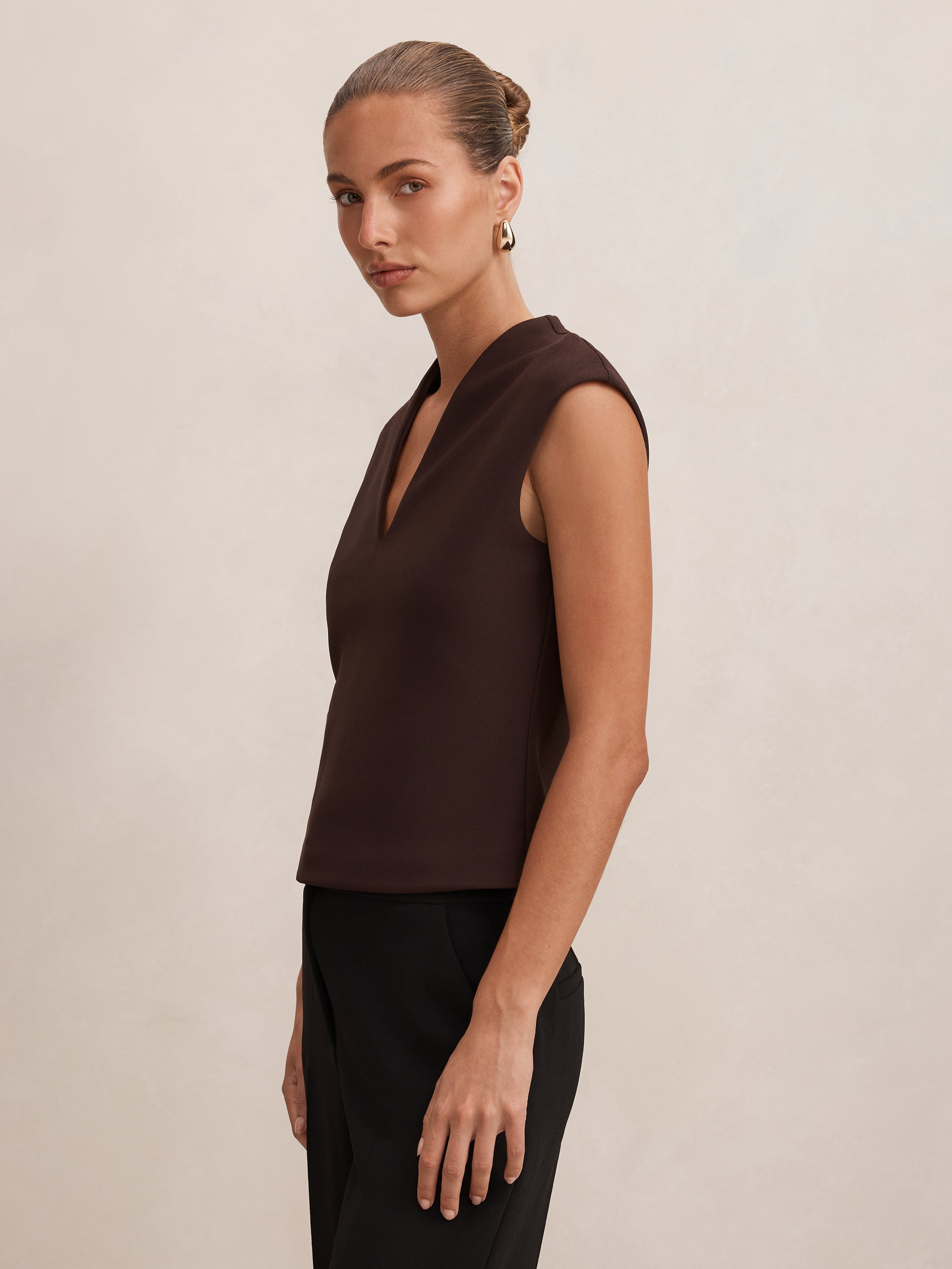 Monroe Crepe V Neck Tank