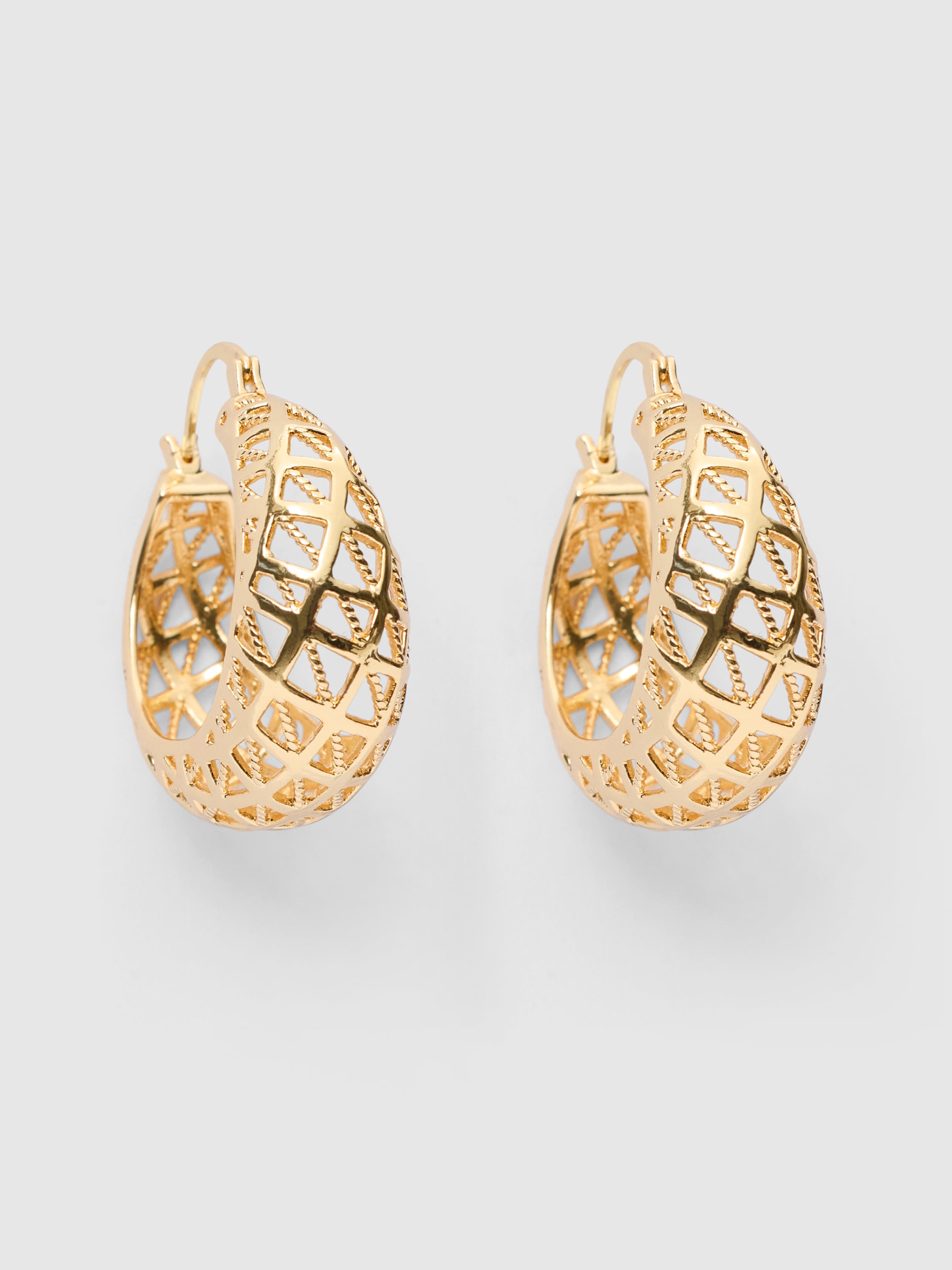 Signature Callie Cut Out Hoop