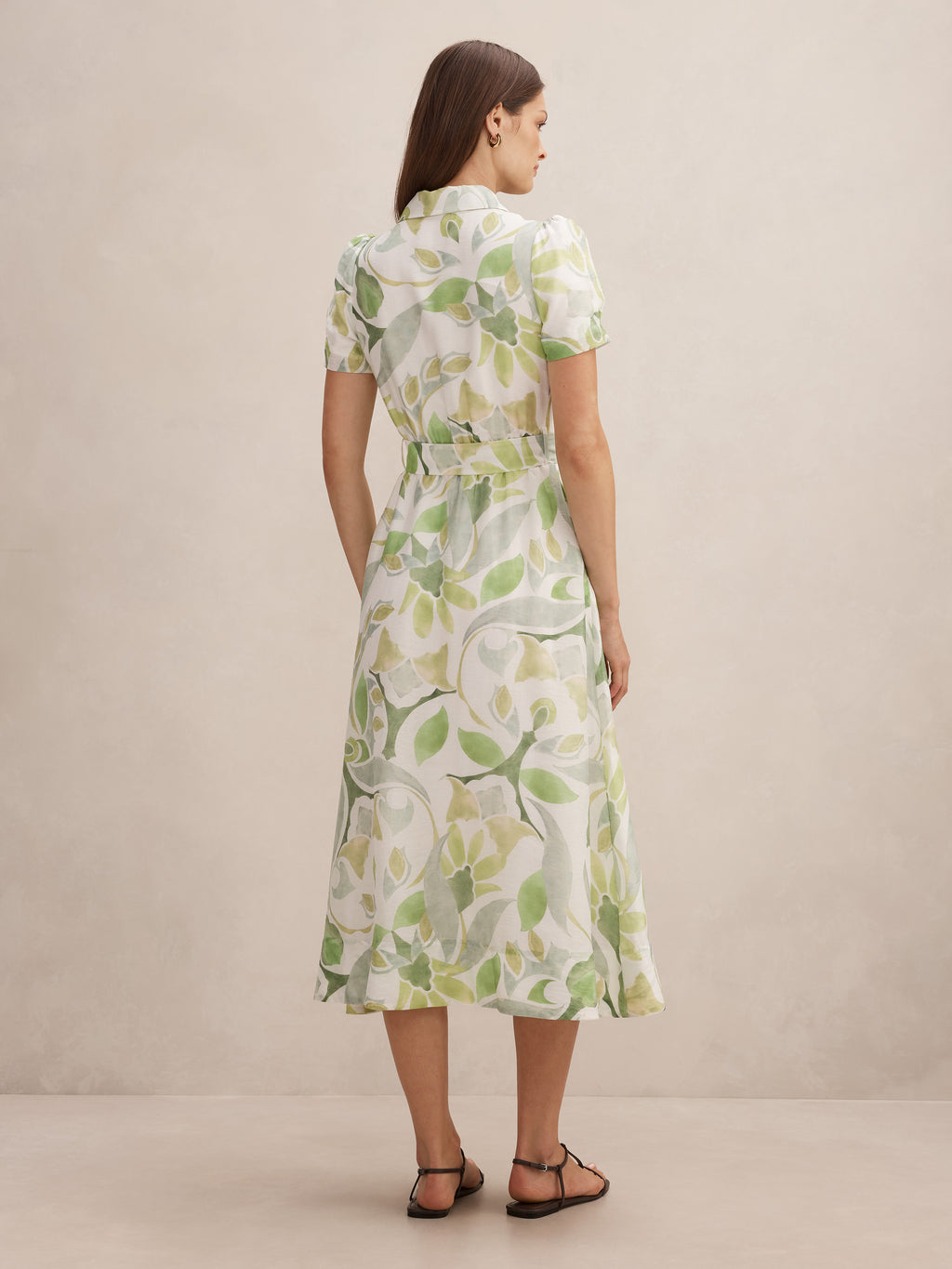 Avery Short Sleeve Seam Detail Midi Dress