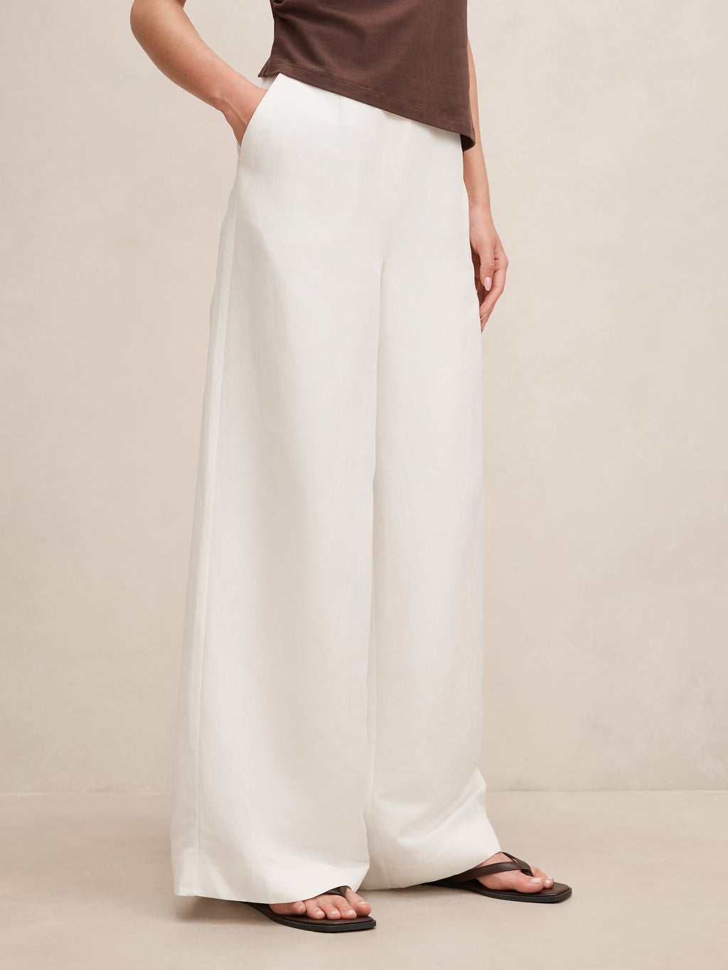 Matilda Linen Blend Wide Leg Pant