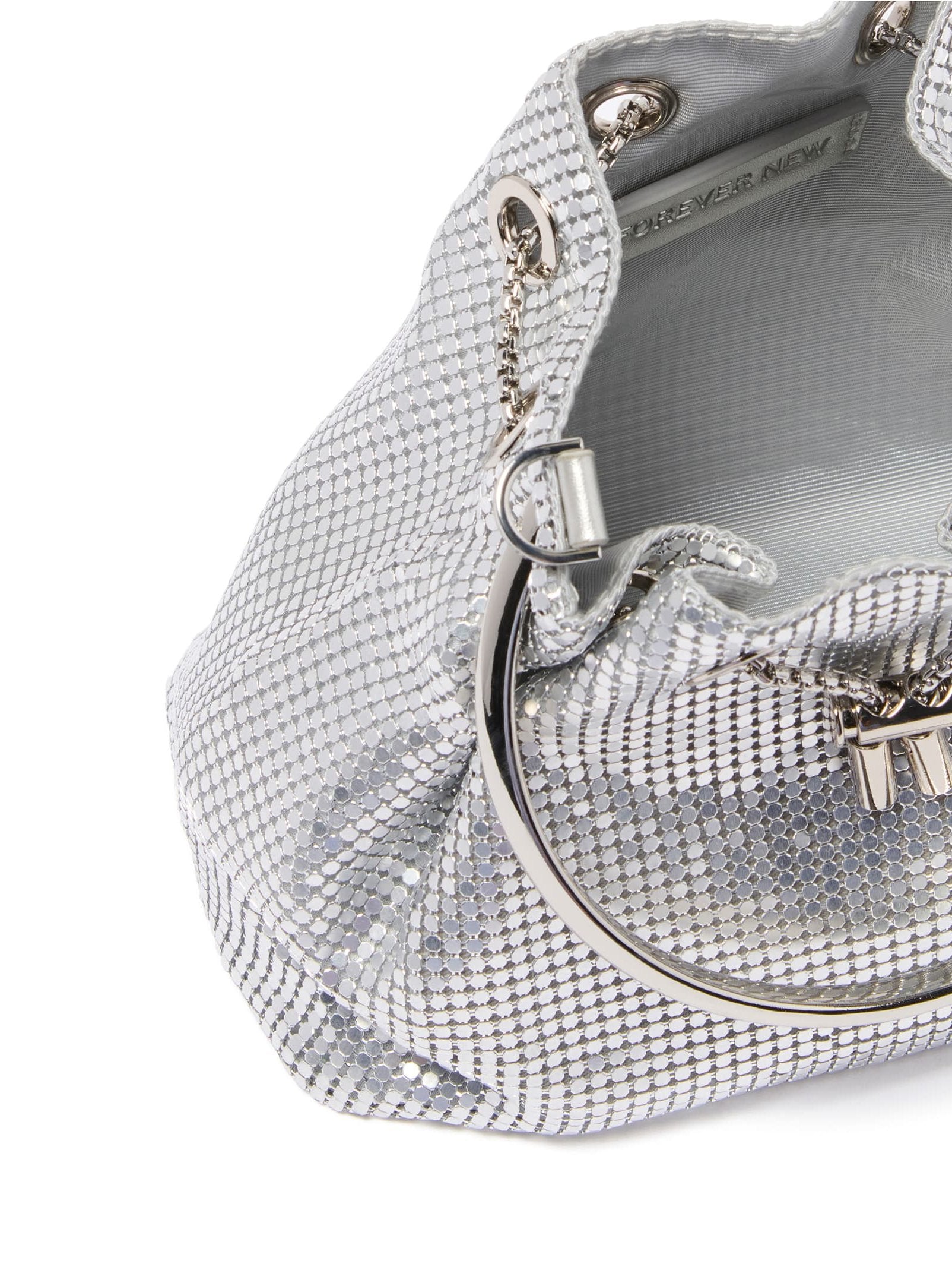  Corina Chainmail Metal Handle
