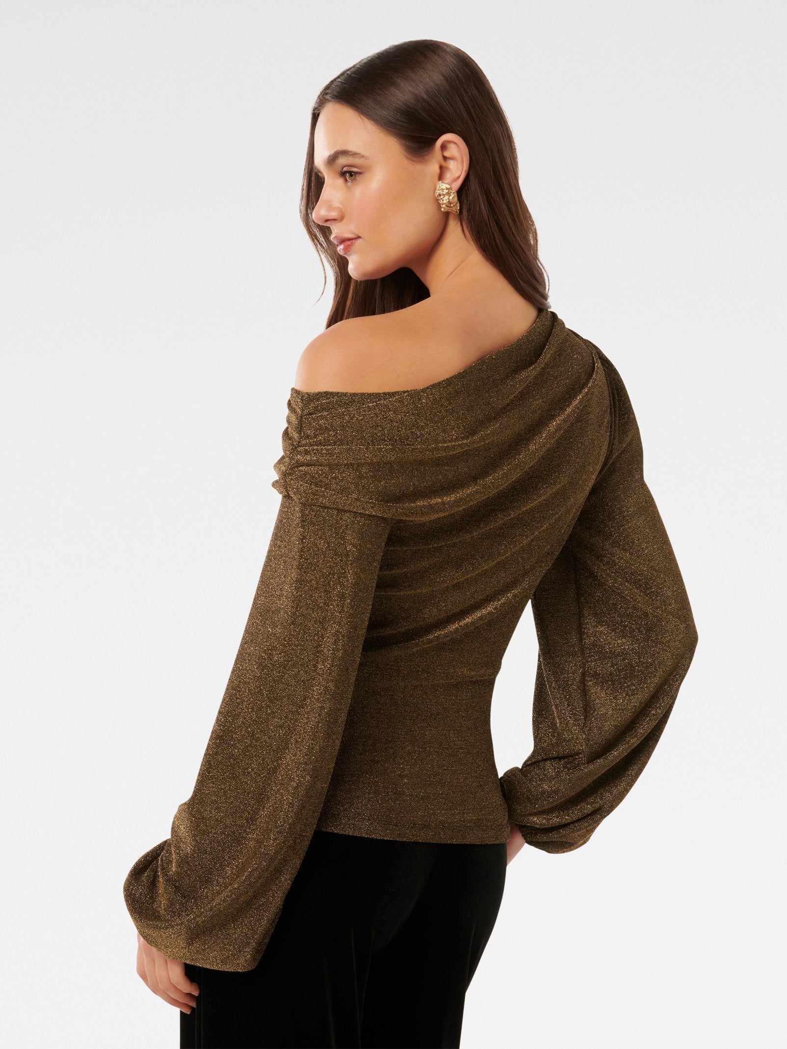  Cynthia Tipped Shoulder Top