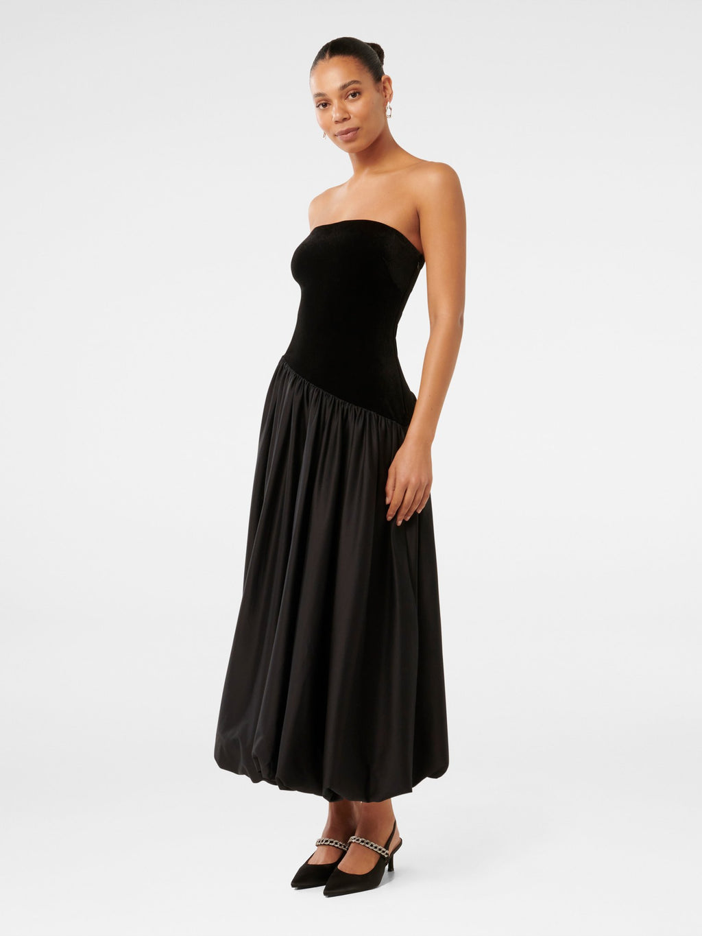  Delilah Velvet Bubble Hem Midi Dress