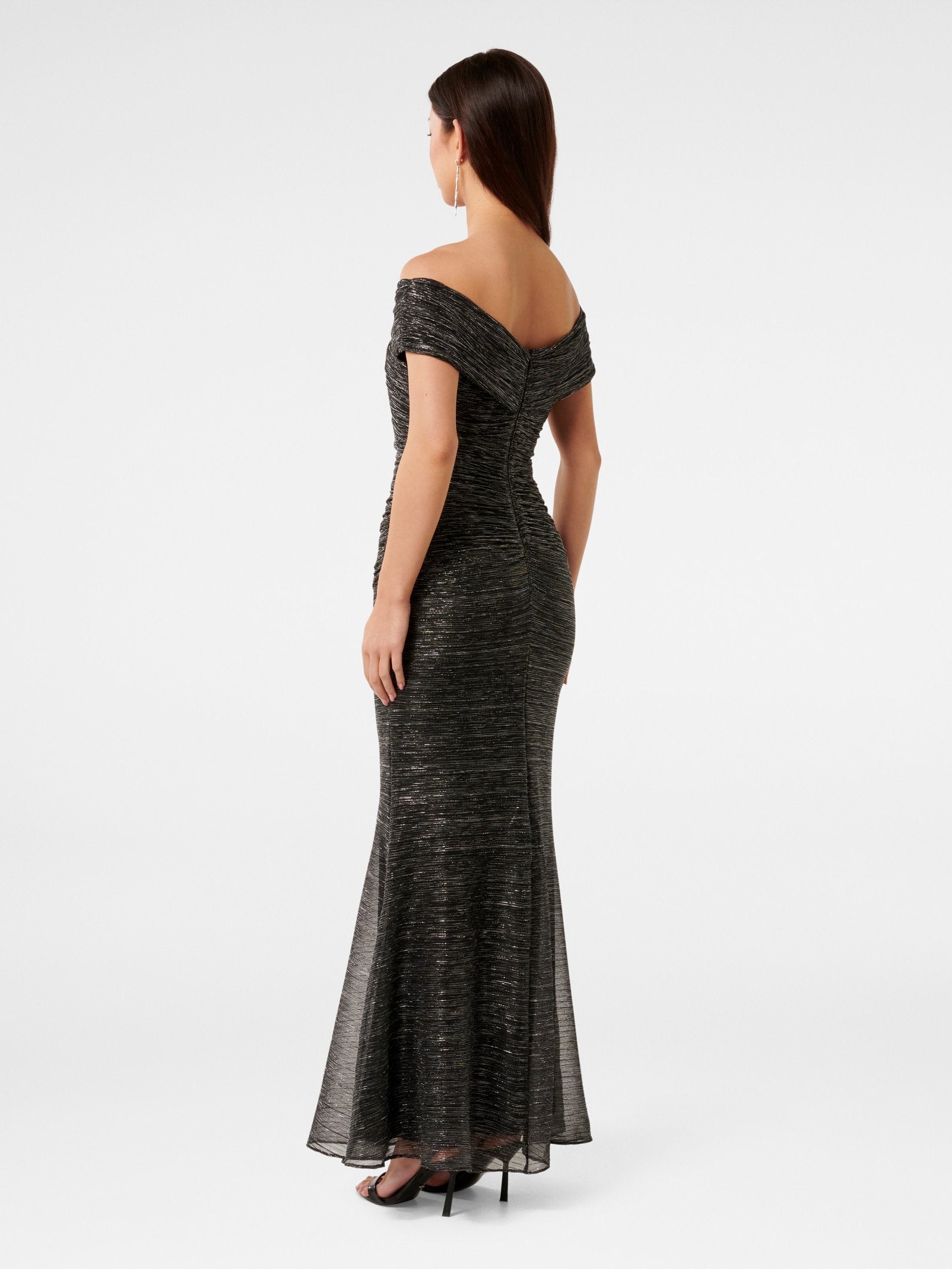  Wilma Off Shoulder Plisse Maxi Dress