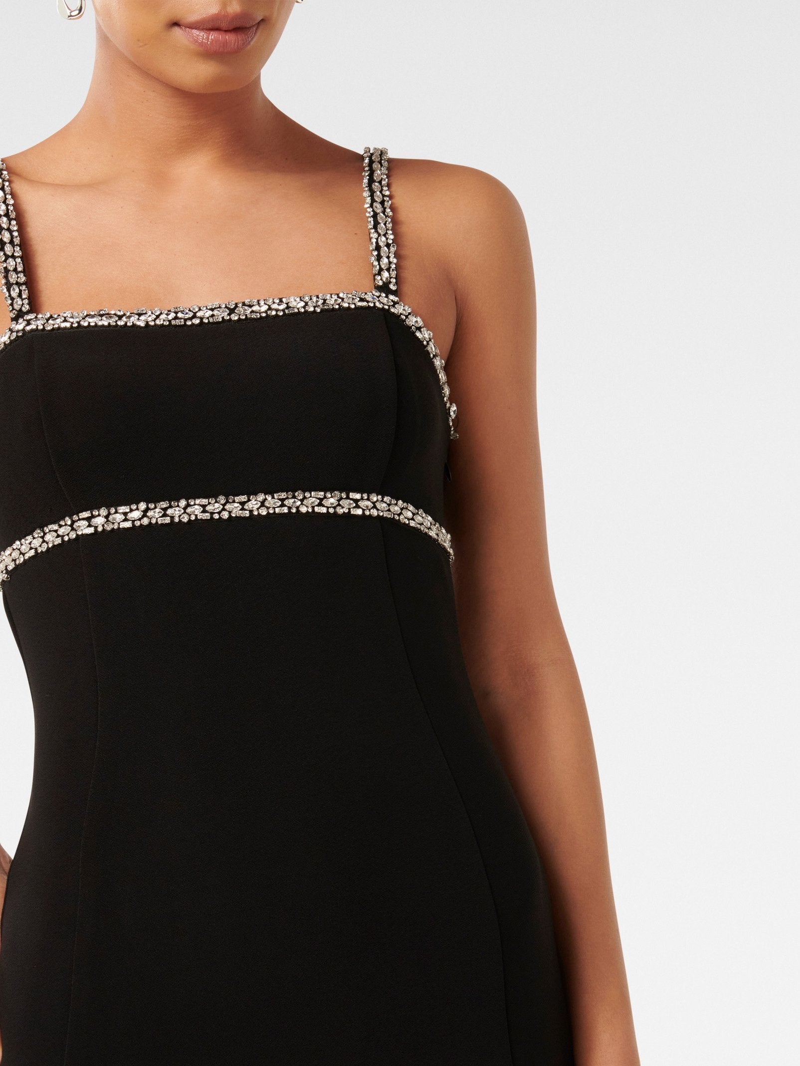  Tiana Embellished Bodycon Midi Dress