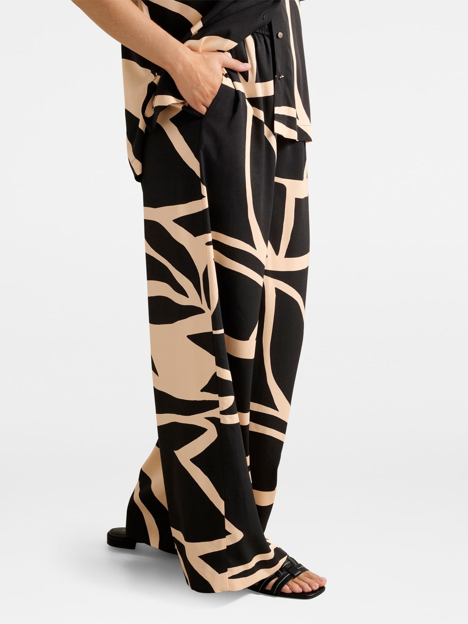  Ayla Printed Palazzo Pant