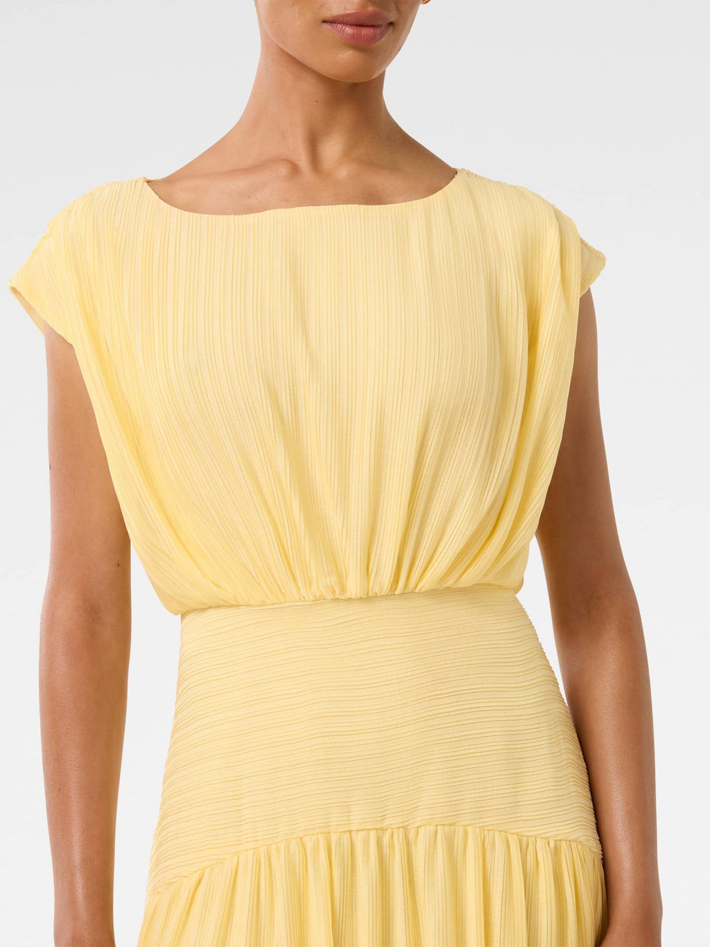  Lila Petite Crinkle Maxi Dress
