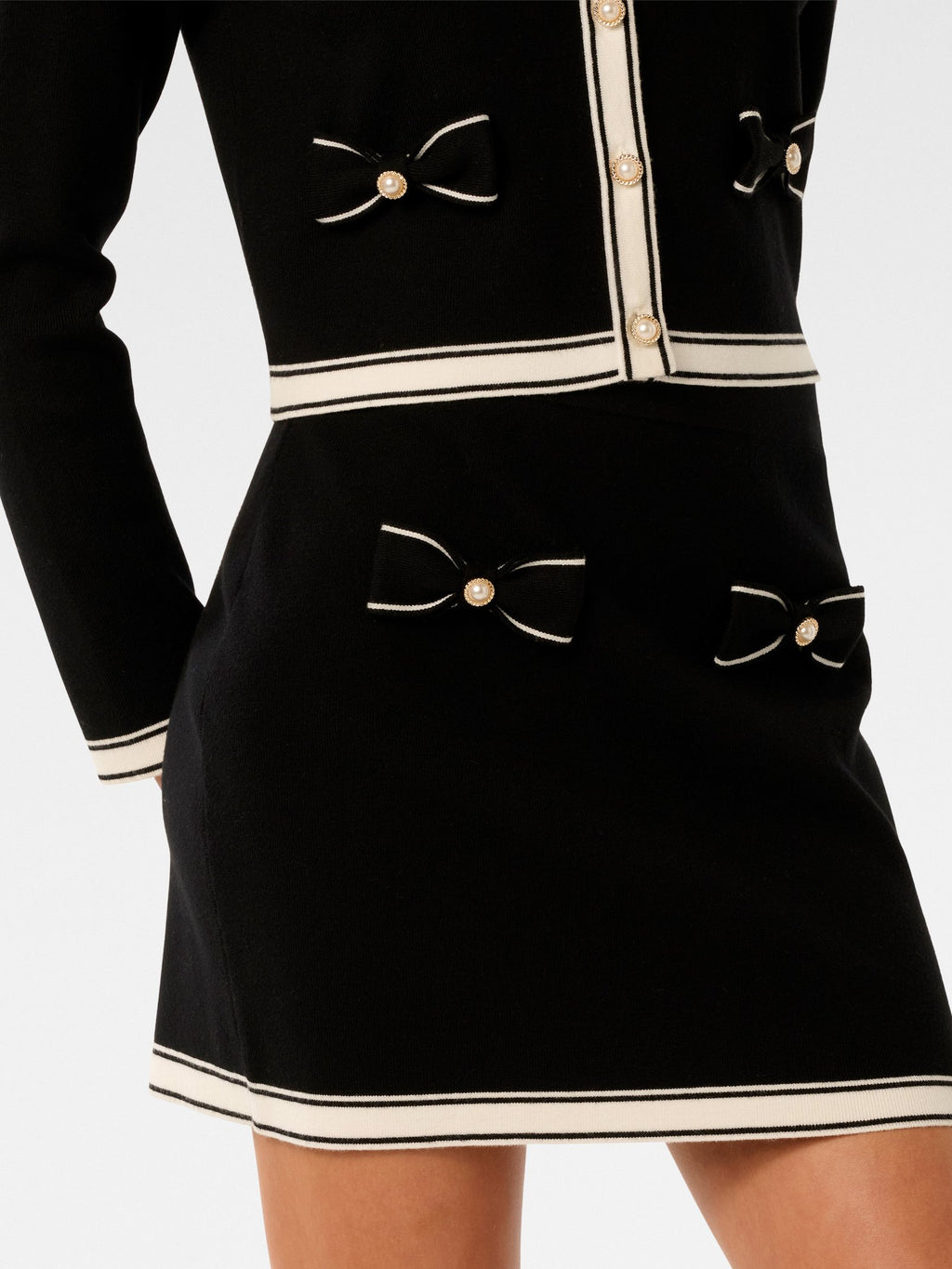 Cece Bow Detail Skirt