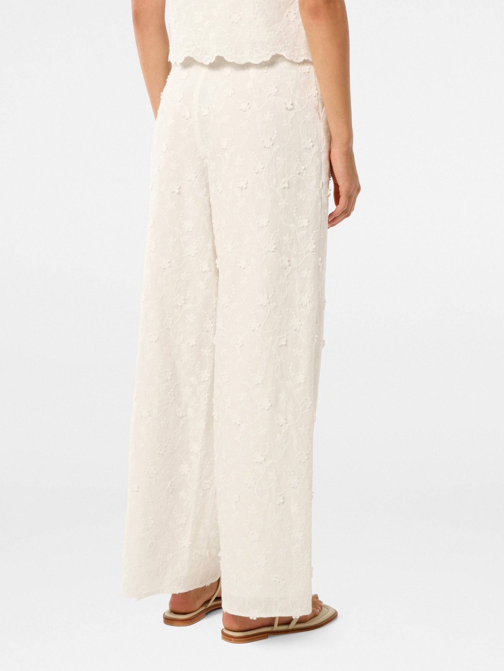  Daisy Broderie Wide Leg Pant