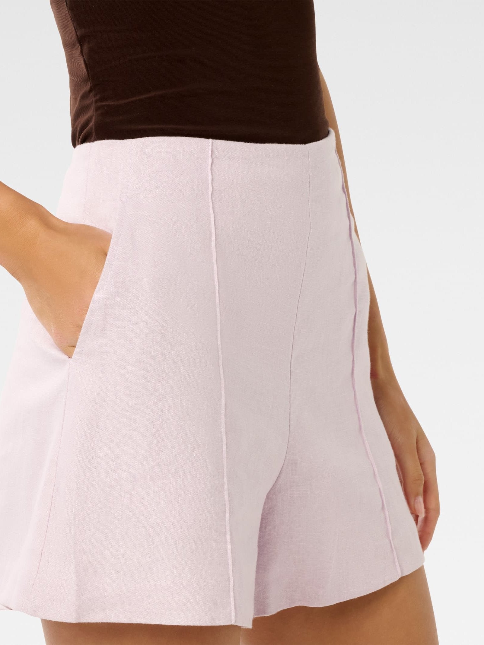  Laura Tailored Linen Shorts
