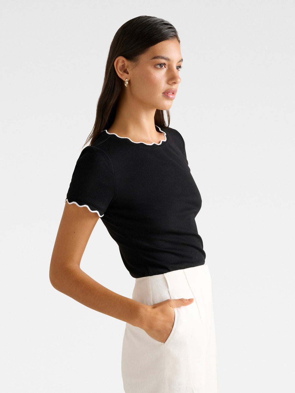  Rebecca Scallop Trim Tee