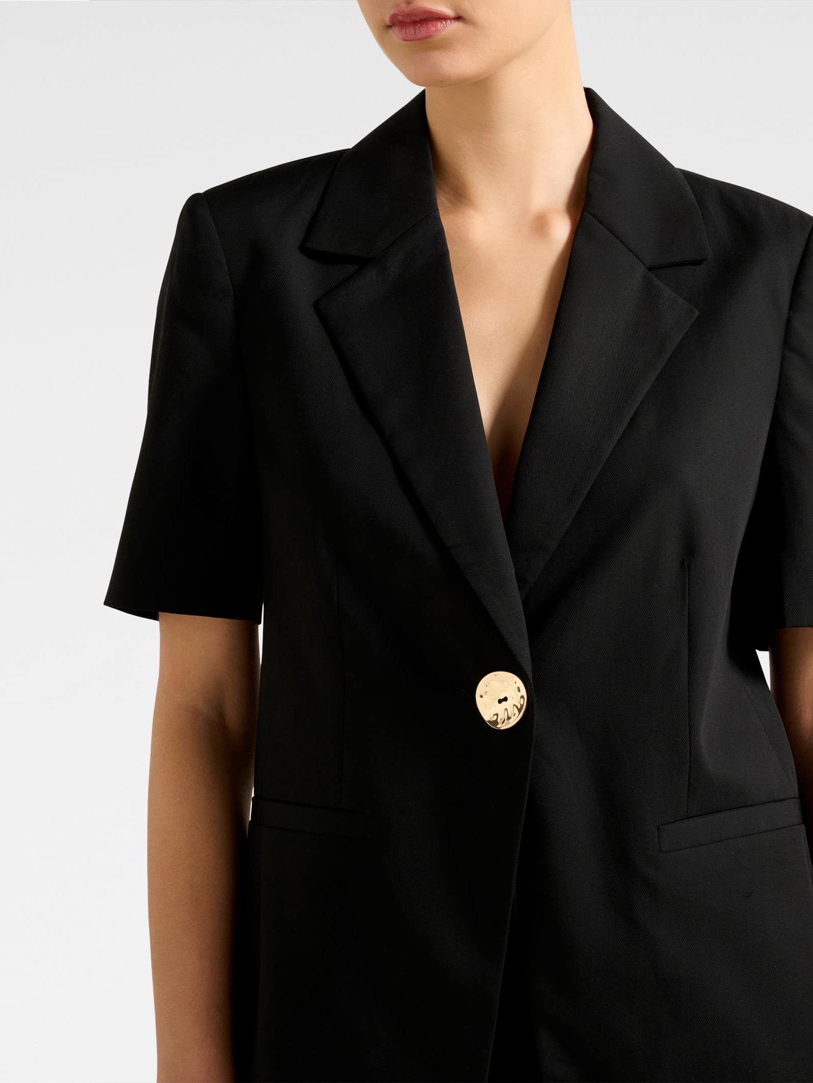  Livia Short Sleeve Blazer