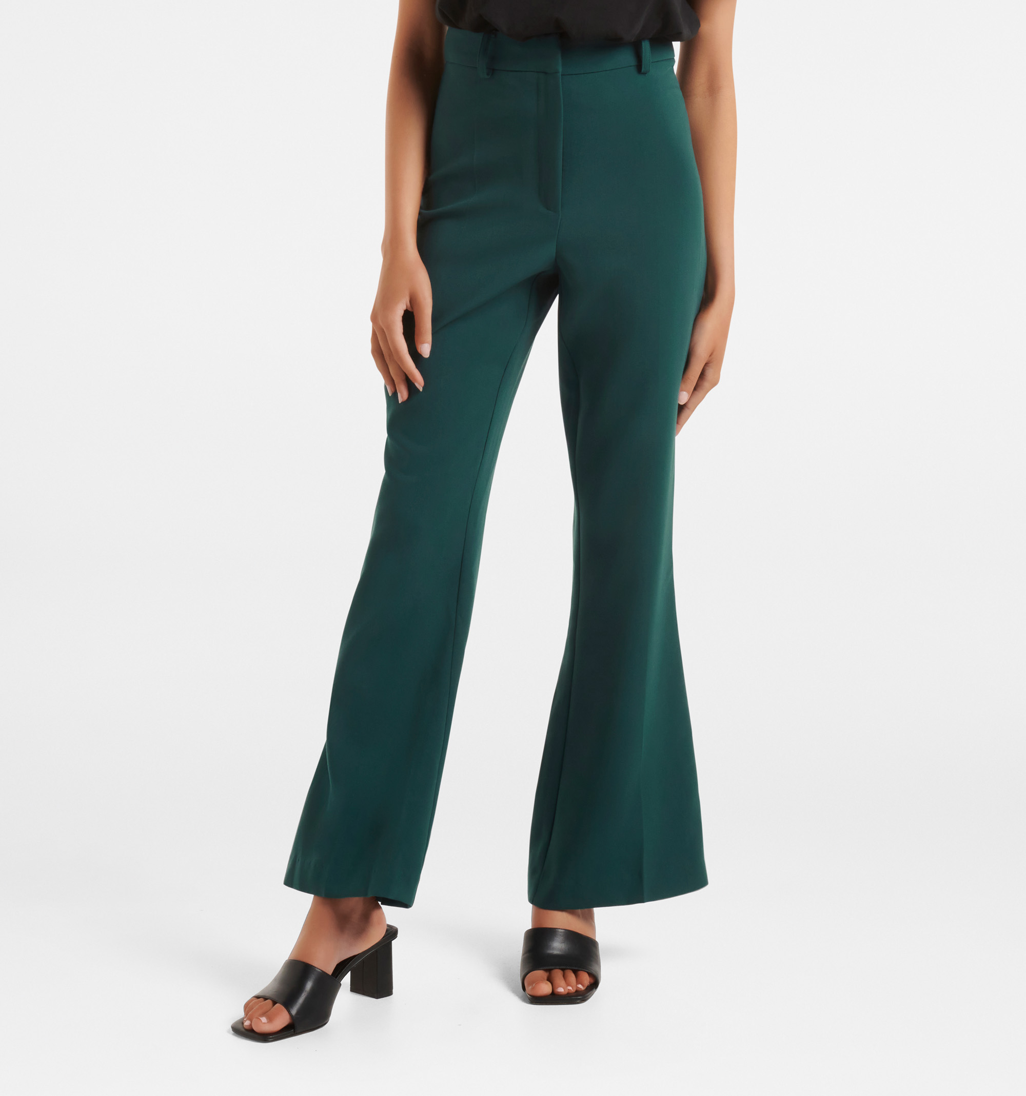Buy FOREVER NEW Black Solid Comfort Fit Blended Women's Formal Wear Pant |  Shoppers Stop