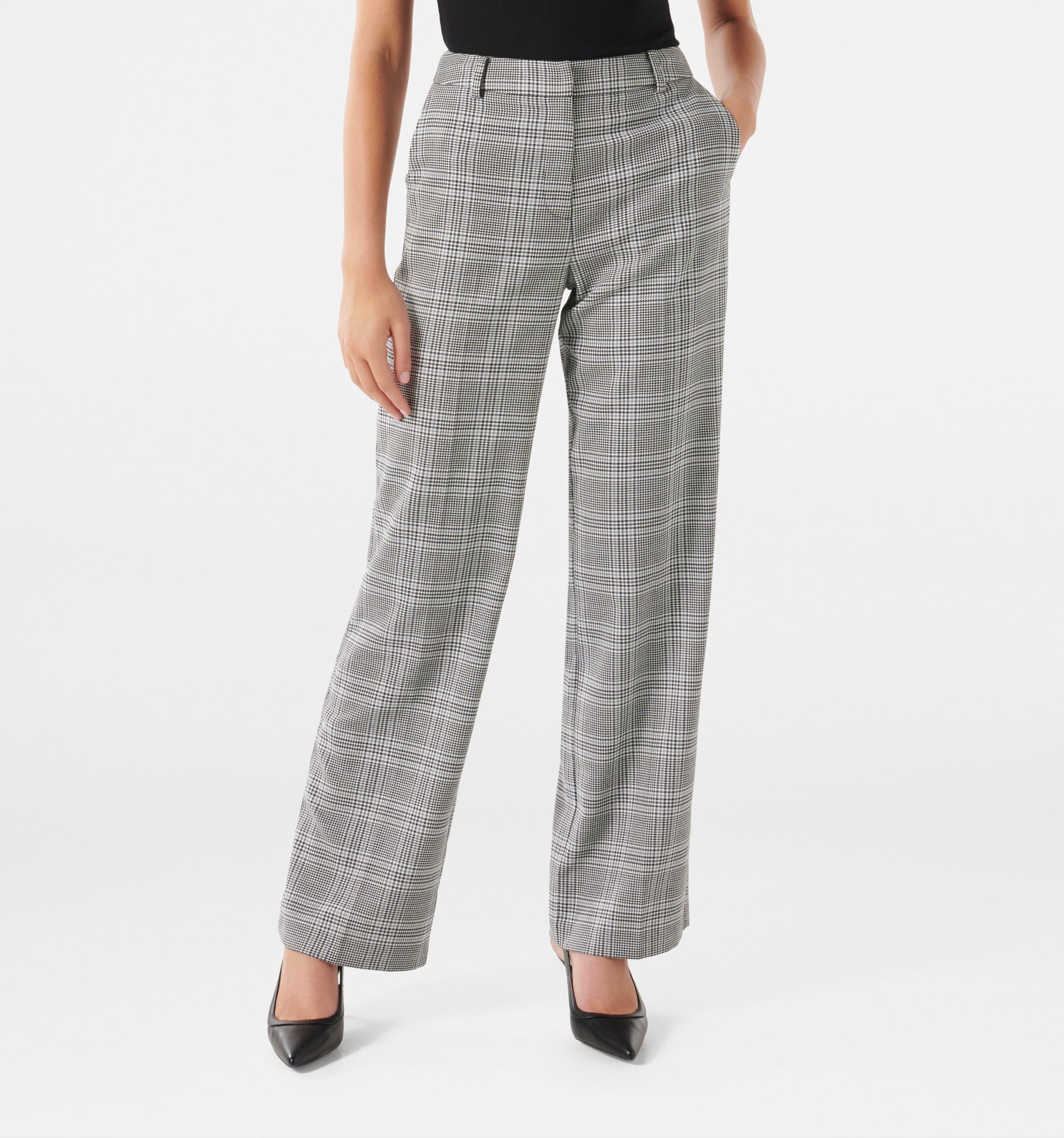 Buy Next One Women Relaxed Straight Leg Straight Fit High Rise Easy Wash  Trousers - Trousers for Women 23685478 | Myntra
